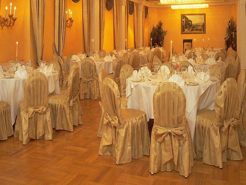 法国酒店 维也纳 外观 照片 A banquet hall
