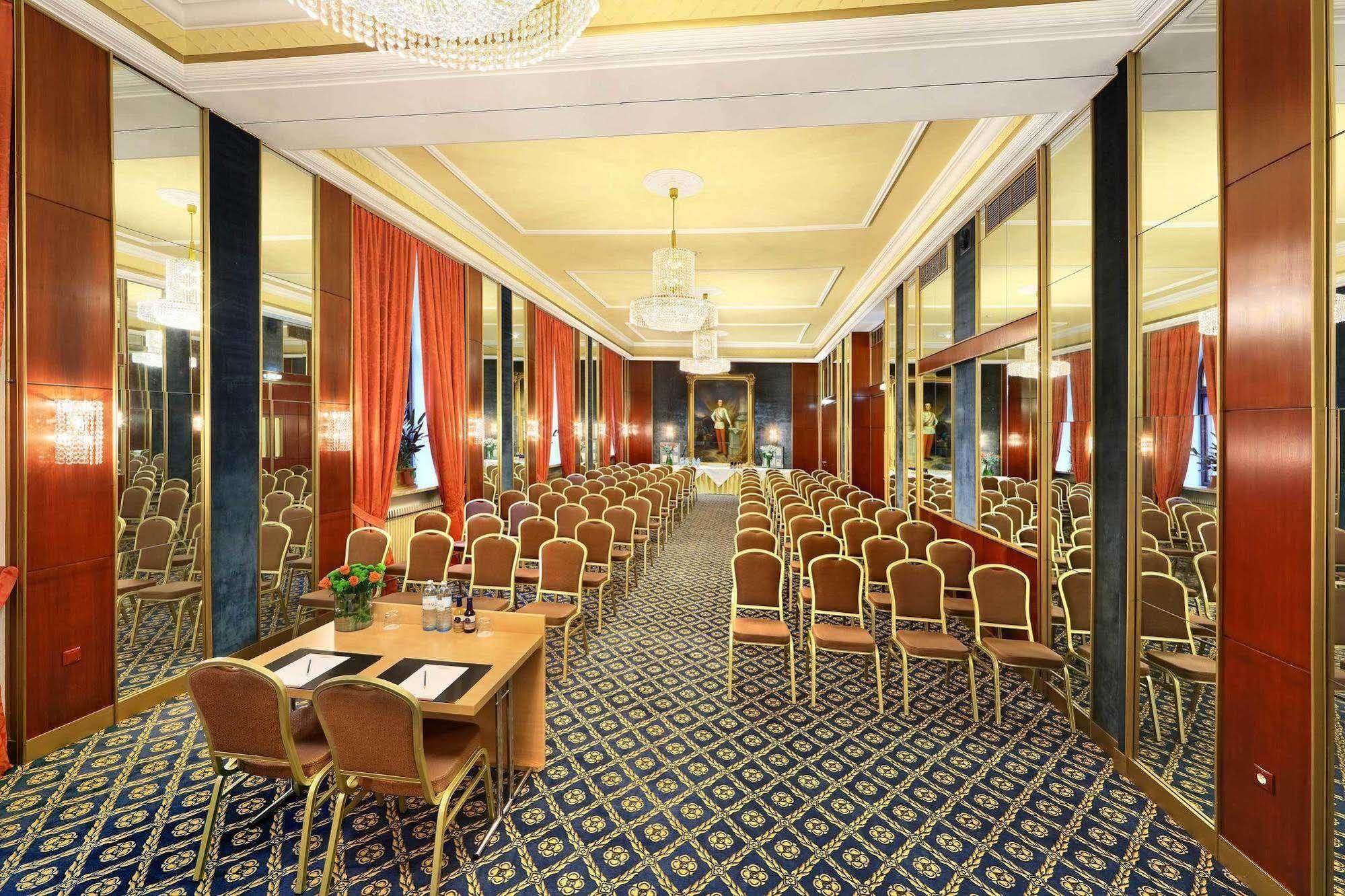 法国酒店 维也纳 外观 照片 The ballroom