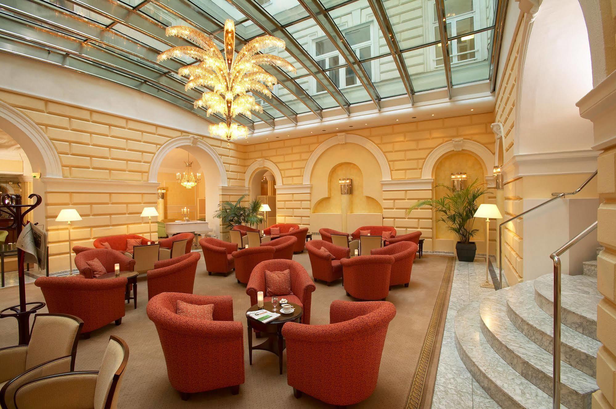 法国酒店 维也纳 餐厅 照片 The lobby