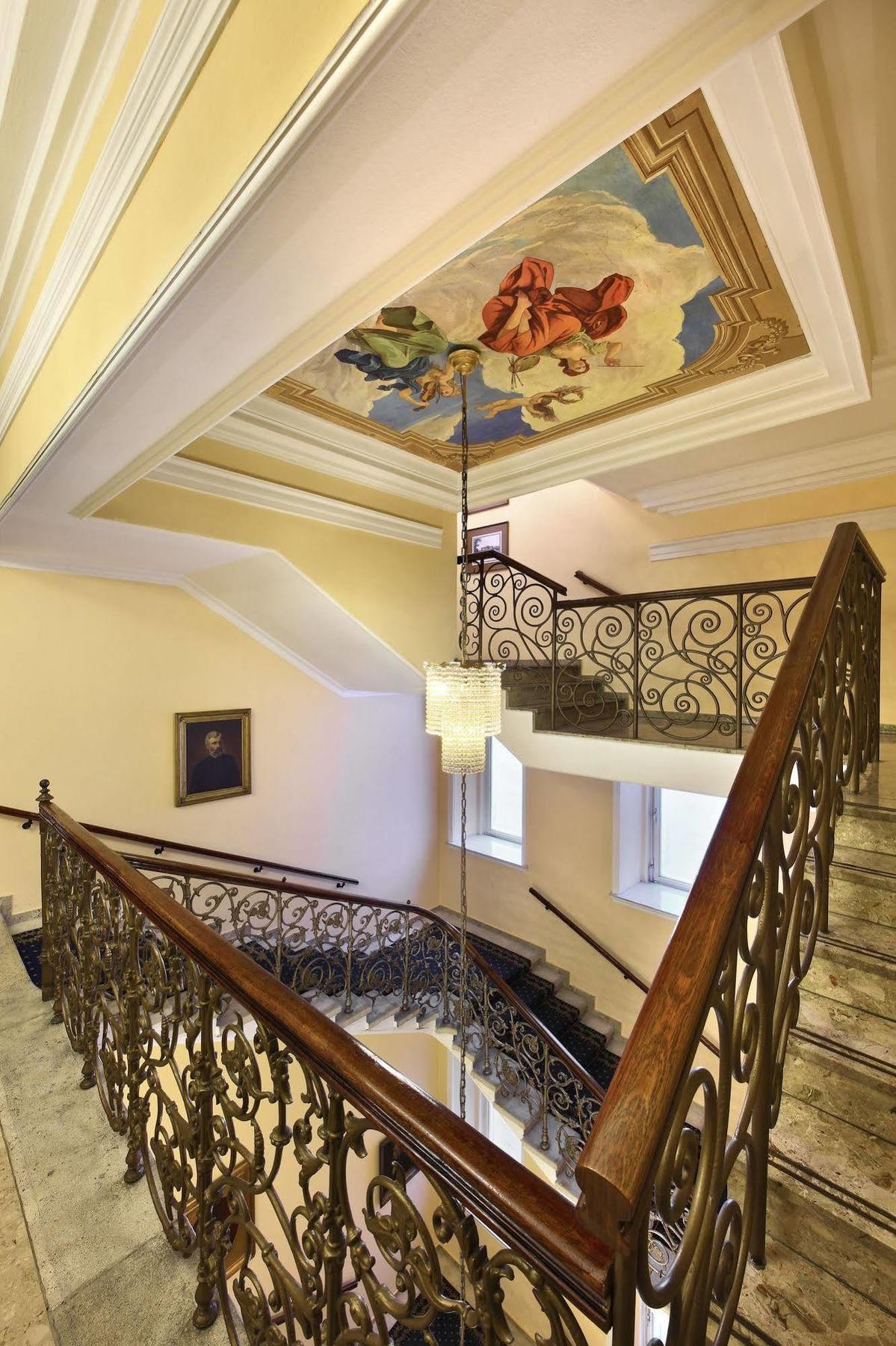 法国酒店 维也纳 内观 照片 Interior of the hotel