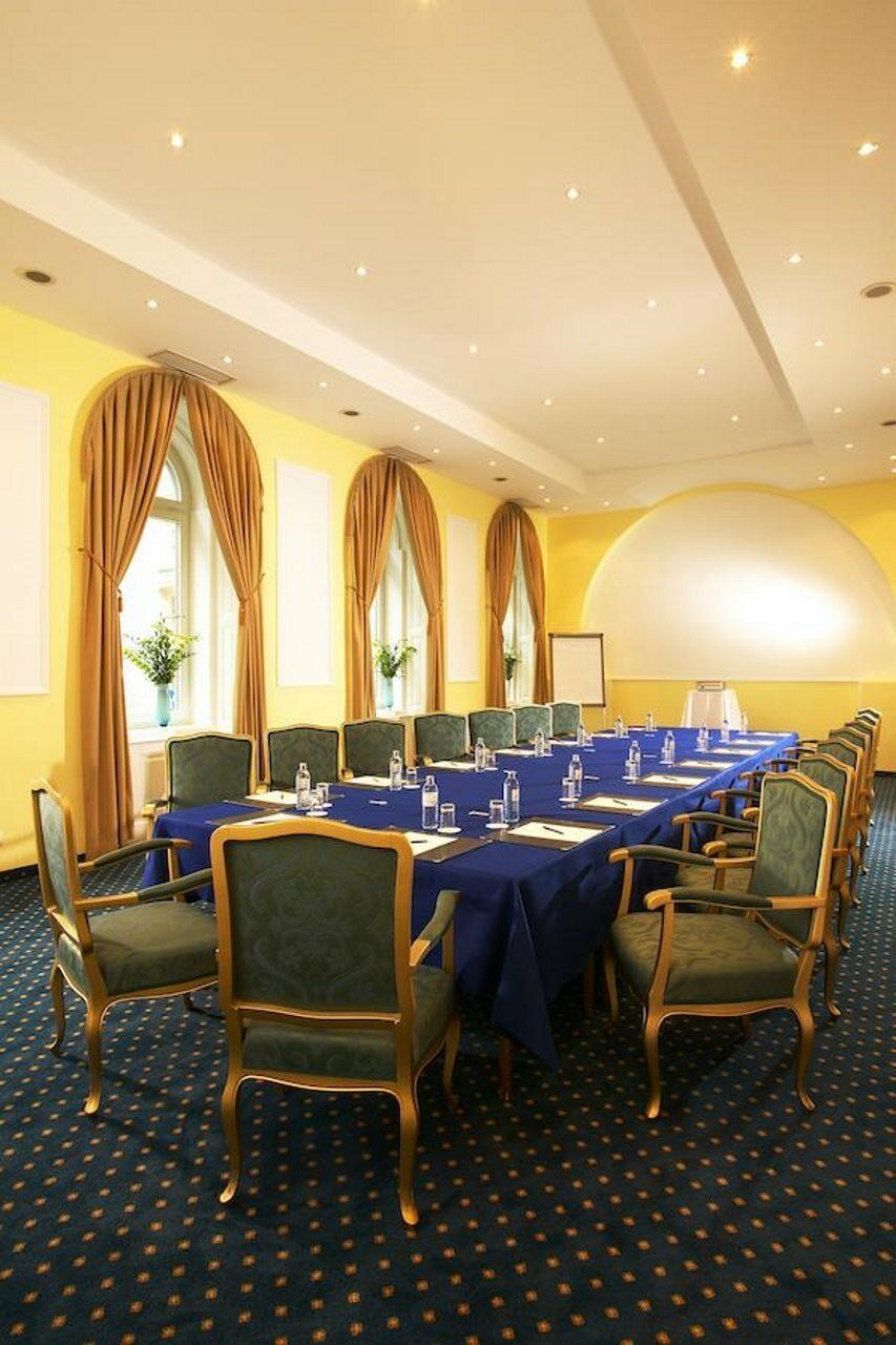 法国酒店 维也纳 外观 照片 The conference room